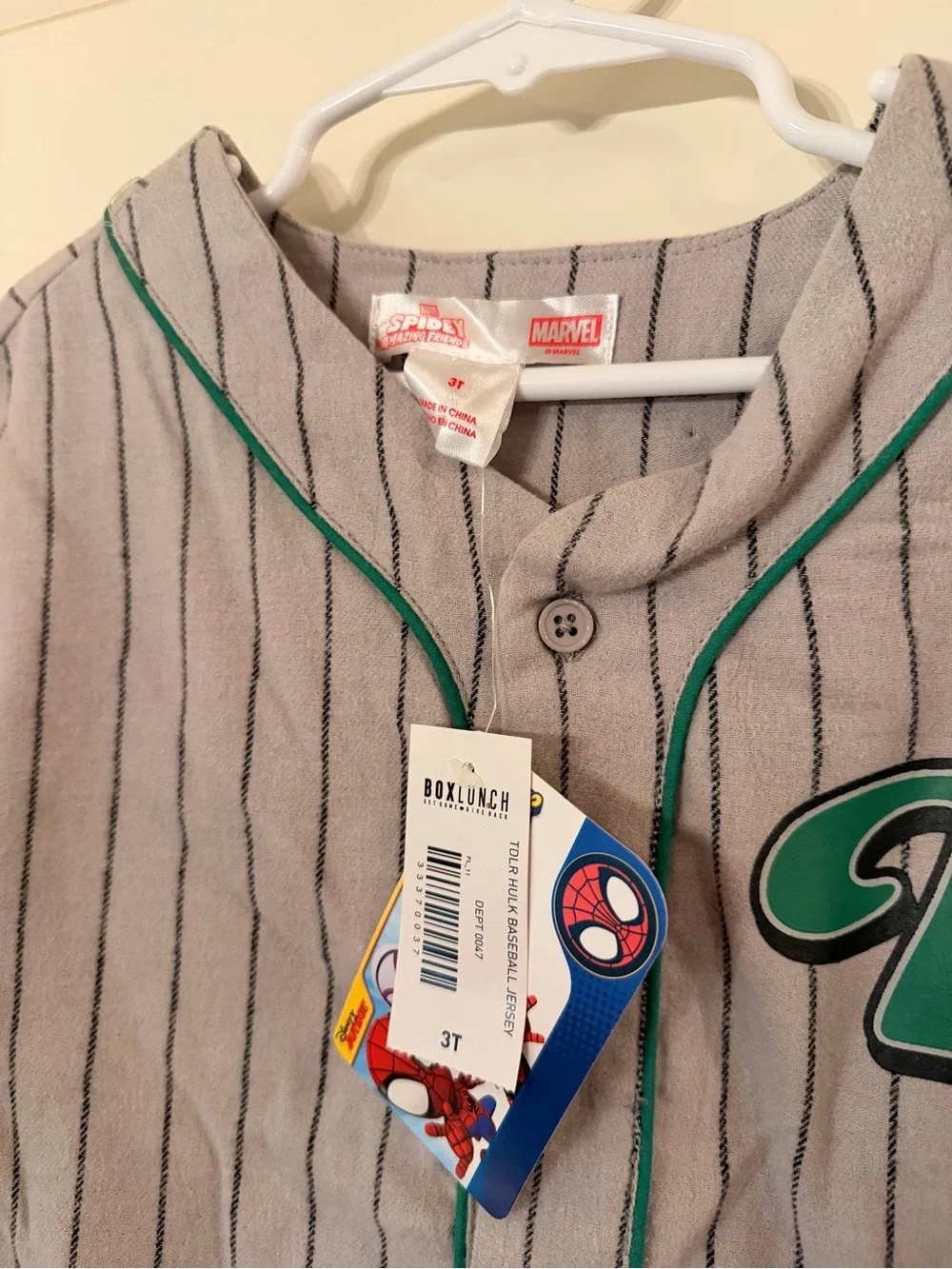 NWT Marvel HULK Baseball Jersey